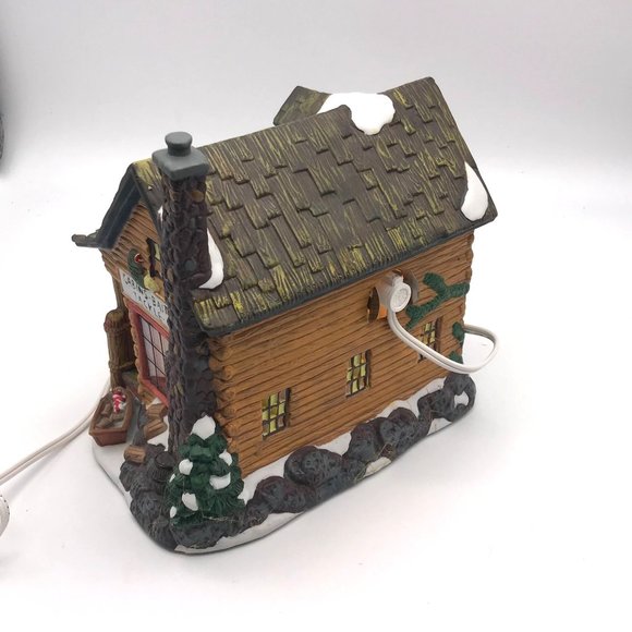 Vintage Santa's Workbench Collection Fisherman's Bluff Cabins - Picture 5 of 7